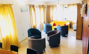Zunox Guest House