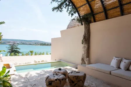 Gaia Alaçatı by the Sea - Adult Only Отели в г. Ildir Mahallesi