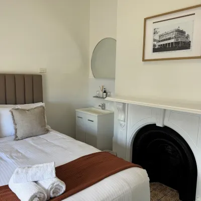 Grand Hotel Kiama Hotels near Kiama Harbour