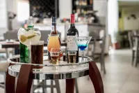 Quinta Rivera Hotel - bars