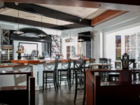 The Tidewater Inn Hotels in Easton