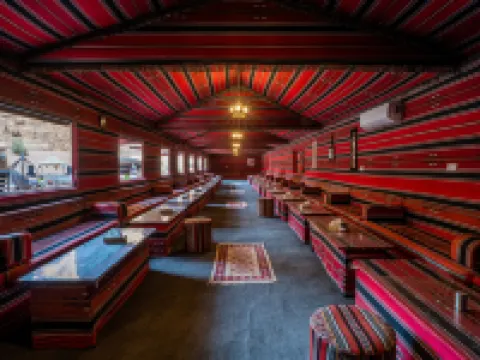 Aladdin Camp Hotels in Quairah District