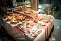Hotel Alles Blau - breakfast
