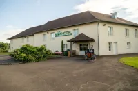Brit Hôtel Confort - la Tour Blanche - Beach