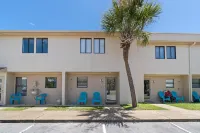 Beachfront townhome w/ on-site beach access, heated pool, patio, grill, AC, W/D Hotels near Navarre Beach Sea Turtle Conservation Center