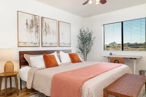 Charming 3-bedroom villa in E Scottsdale with htd pool/spa & mountain views