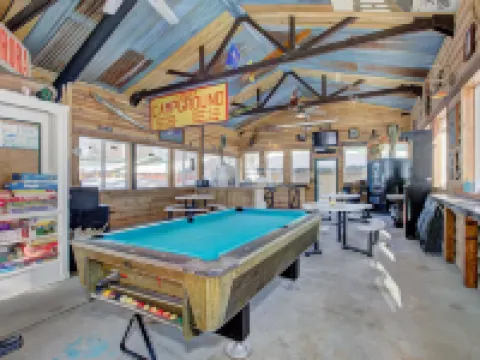 Alpine Lodge Hotel Hotels in Cascade