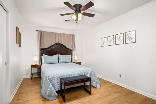 Katie's Place-Newly Renovated-Workspace-Pet Friendly-Family Games