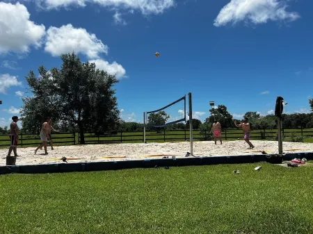 Private Vacation Studio Apartment sleeps 10 -12 people. Your own small oasis.