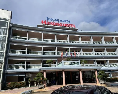 โรงแรมเมะคอง โรงแรมในท่าแขก