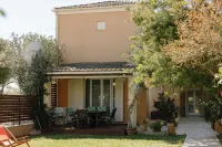 Villa Aristotle Hotels in 
