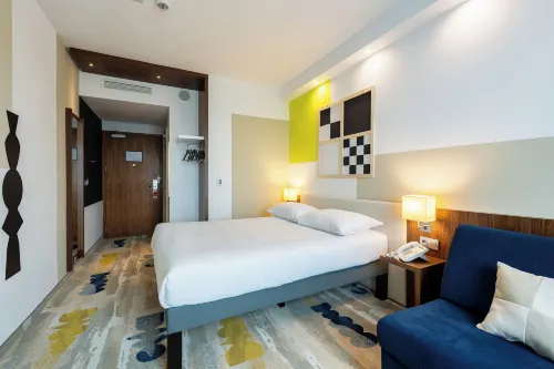 Ibis Styles Warszawa Airport - Beach