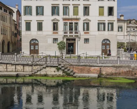 Le Camere di Palazzo Bortolan Hoteles en Treviso