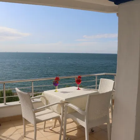 Grand Koru Hotel Beach
