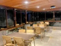 Hotel OM Palace Hotels in Avakali