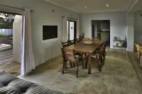 Sandy Feet, Langebaan, 8-Sleeper - Parkering