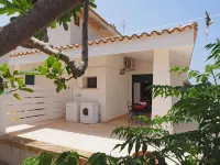 La Casa di Nonno Seba Hotels in Torre Suda