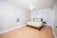 Cozy & comfortable, remodeled house. Stylishly decorated & close to everything!