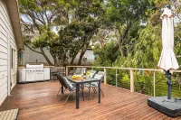 Alfresco @ Anglesea spacious holiday home Hotels near Anglesea Beach Playground