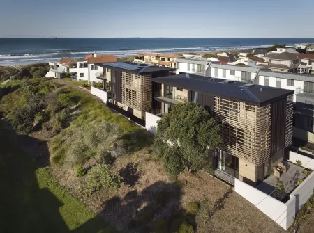 Beach. Luxury. New. Clean.