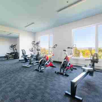 Le Saphir, New, Spacious 2-Bedroom Condo, Downtown Quebec City , Quebec City Fitness & Recreational Facilities