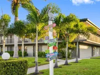 Condo at the Bay with Resort-Style Amenities, Pool, Tiki Bar Hotels in Whitfield