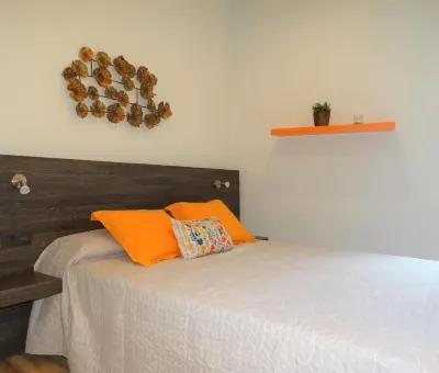 Feel at Sants Apartments Hotels near Bacoa Barceloneta