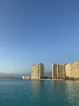 Beachfront Spectacular New Apartment sleeps up to 8 - Laguna del Mar