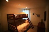 Great Condo with views of the Sherwin Ran. Close to Mammoth Mnt & Lakes Basin!