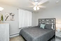 Discounted Oasis, 2 Bedroom Lower-Level Duplex 5 Minutes to Mayo Clinic!