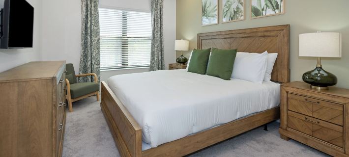 10251 EBB Tide Lane Hotels in Orange County