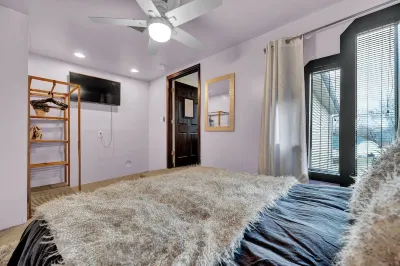 Gem City Condo *5 Bed *Home Theater *Game Room