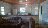 CHÁCARA PÉ DA SERRA with swimming pool, soccer pitch, barbecue area, fishpond