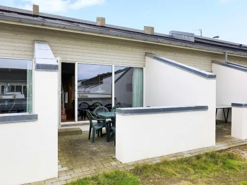 Cozy Cottage in Skaven Strand by Traum