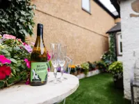 'Oh So Snug' Bijou 1-bedroom cottage, in the heart of Whalley, Clitheroe Hotels in Clitheroe