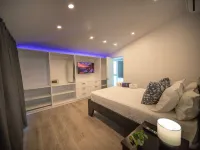 Plaza Achim Penthouse, 300m from Beach!