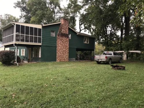 River Front Retreat Hotels in Warren County