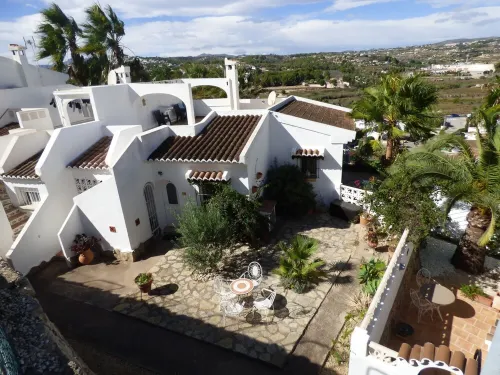 Great Bungalow with Amazing View and Communal Pool