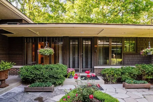 Master qtr close to nature & easy urban facilities