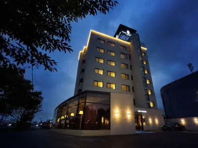 Top Cloud Hotel Gunsan Hotels near Kunsan National University