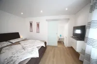 House in Memmingen Altstadt in the Allgäu, terrace, garden, train station, airport Hotels in Memmingen