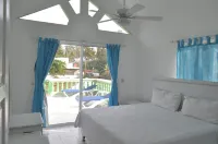 Villa Belvedere; Play Pool at The Beach!,  Sleeps 8. Chef Available