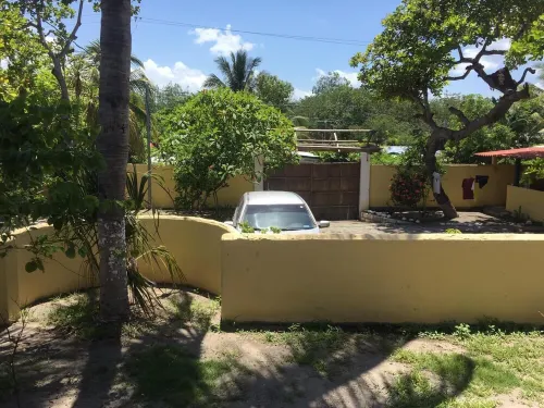Beautiful Beach House right in front of the ocean! Hotels in Playa El Pimental