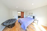 家庭靜居村內度假屋 - 庭院和露台
