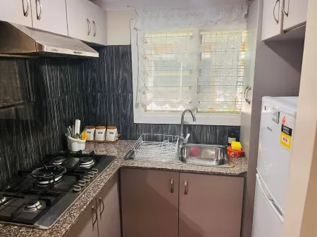 The Orchid Studio - Private & Cozy Guesthouse Отели рядом с достопримечательностью «Confucius Institute»