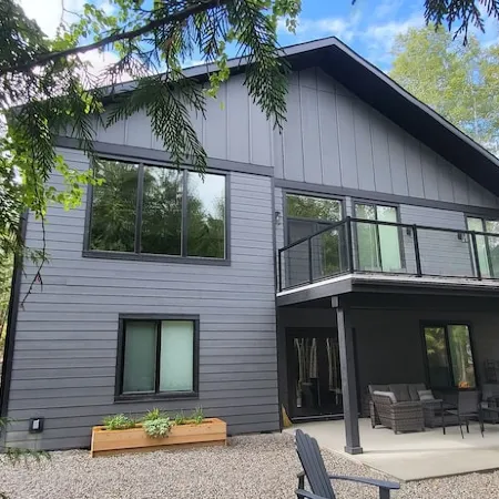 Fernie Escape Mountain Home on the Ski Hill