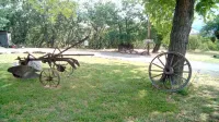 Charming well appointed Cottage in Ashland ( 800 + sq. ft Hotels near Fish Lake