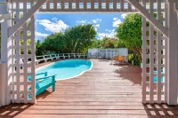 Blue Tang - Newly Renovated Bahamian Villa, minutes to the ocean! - Villaer