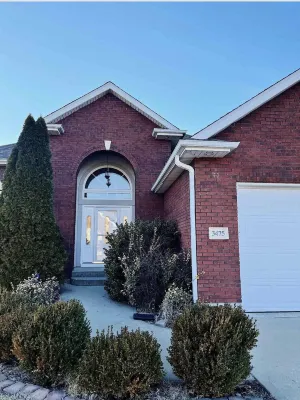 3 Bedroom Spacious Residential Home