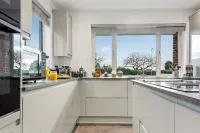 Luxury 2 Bedroom Apartment in Kettering